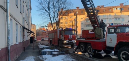 На пожаре в Туле на улице Кирова днем 18 марта мужчина получил ожоги рук и лица