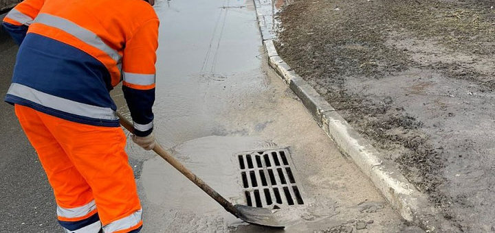 В Туле 7 бригад ликвидируют подтопления на дорогах