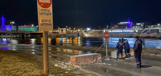 Из за подъема воды на Упе в Туле под Зареченским мостом перекрыли движение