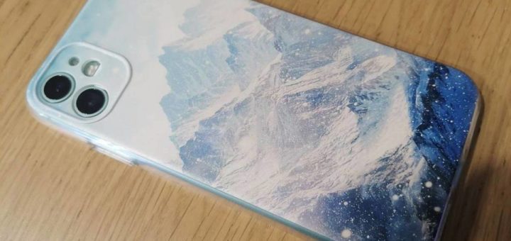 Житель Новомосковска украл у 52 летней женщины телефон